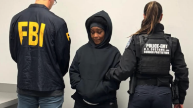 Extraditan a Estados Unidos a mujer acusada de fraude por 32 millones de dólares en ayudas por COVID-19