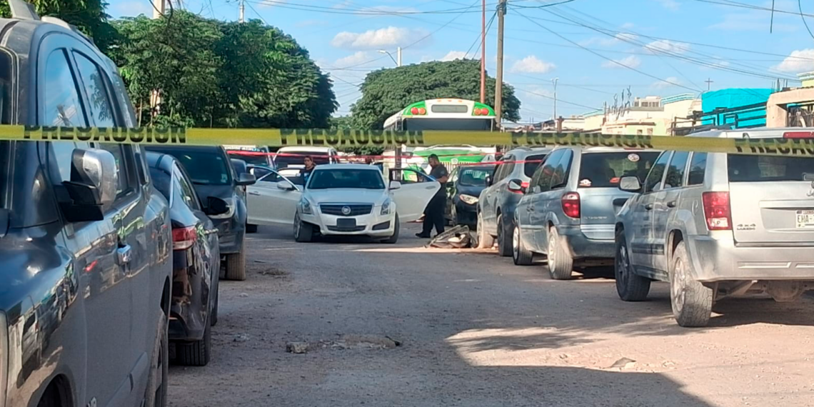Desconocidos dis.paran contra vehículo en Riberas del Bravo