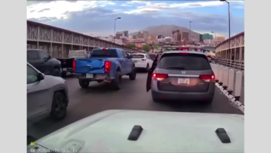 Automovilista embiste a limpiaparabrisas en fila del Puente Santa Fe; captan el momento en video