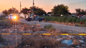 Localizan a un hombre si.n vi.da encobijado en Parajes de San José