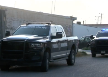 Dejan nar.coma.nta y una lengua de animal frente a vivienda de ex policía en Pradera Dorada