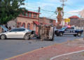 Conductor vuelca camioneta tras dormitar al volante en Ciudad Juárez