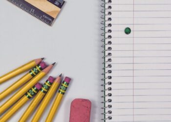 SEP publica lista sugerida de útiles escolares para el ciclo 2026-2027; estos son los materiales por nivel educativo