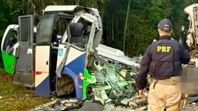 Choque entre autobús de pacientes y camión deja 23 falle.cidos en Brasil