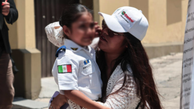 Padres y estudiantes rechazan cierre de Academia Militarizada en Puebla
