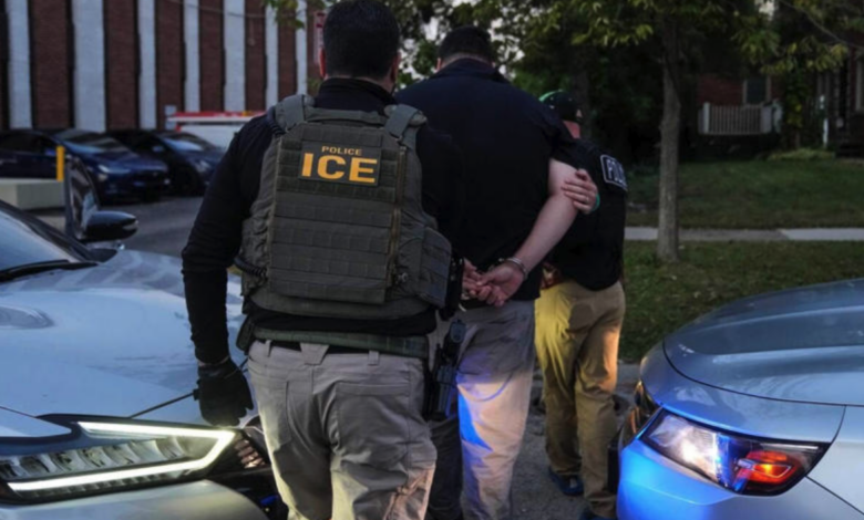ICE equipará a sus agentes con cámaras corporales para finales de septiembre
