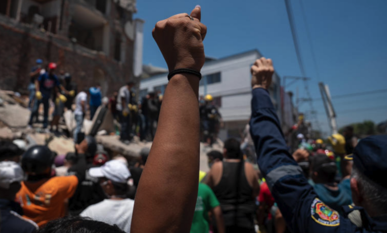 Cali escarba entre los escombros del terremoto: “No podía salir y dejar tirados a mis pacientes”
