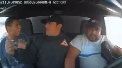 Asalto da giro inesperado: conductor enfrenta a ladrones y hasta le regresan el celular