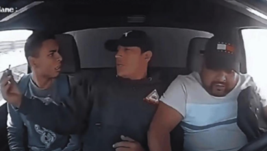 VIDEO | Presuntos asaltantes intentan interceptar tráiler, pero el conductor reacciona a tiempo
