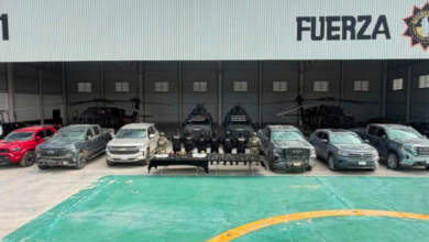 Comando abandona arsenal y seis camionetas durante operativo en Nuevo León