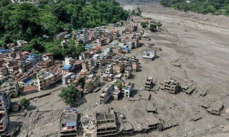 Cifras de muertos por inundaciones en Nepal aumentan a 359 y más de mil desaparecidos