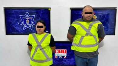 Automóvil relacionado con la detención de una pareja por una pistola 9 milímetros en Ciudad Juárez