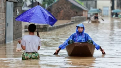 Calles y viviendas inundadas por las fuertes lluvias en el norte de Vietnam