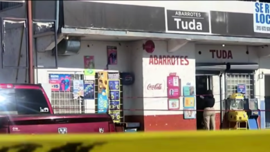 Ma.tan a hombre a machetazos dentro de abarrotes en Jardines del Valle