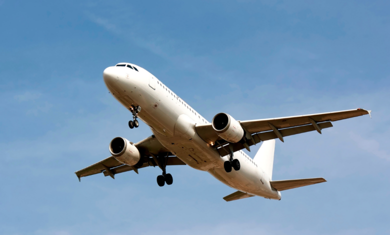 Pasajera denuncia que la obligaron a sentarse junto a hombre que presuntamente se mas.tur.baba en vuelo