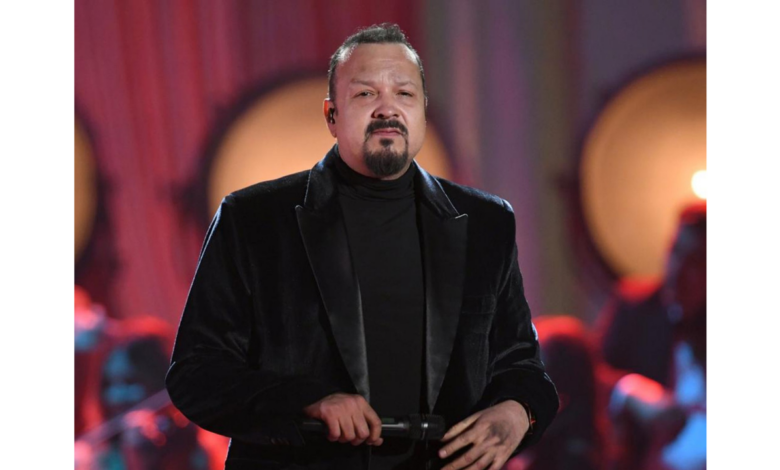 Pepe Aguilar confiesa el miedo que siente al cantar el Himno Nacional en eventos deportivos