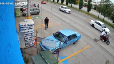 Trabajador salva a niña de ser atropellada en avenida de Puebla