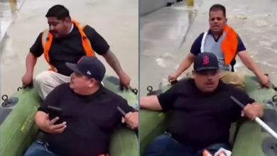 Juarense convierte calles inundadas en ruta de “Uber lancha”