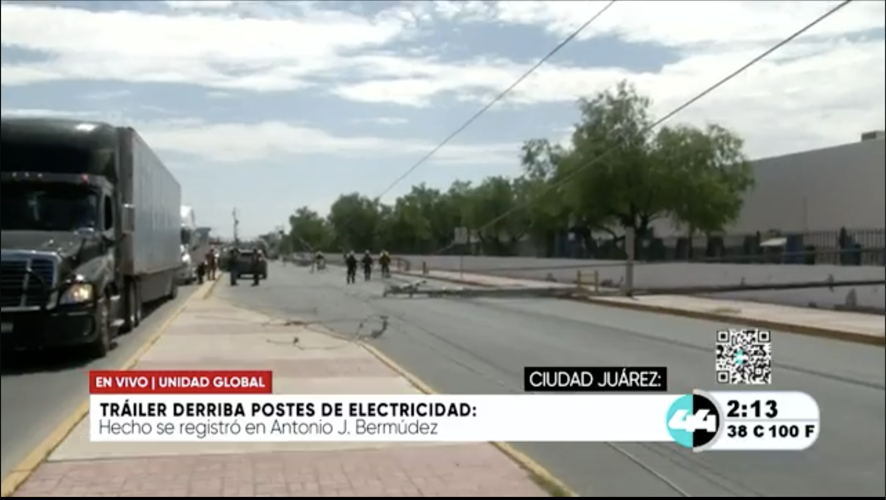 ltima-hora-tr-iler-derriba-postes-de-electricidad-el-canal-de-las