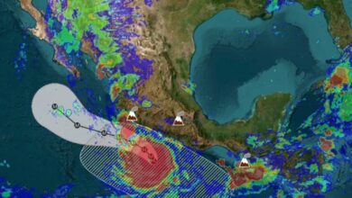 Mapa de la trayectoria del huracán Polo de categoría 5 difundido por Protección Civil