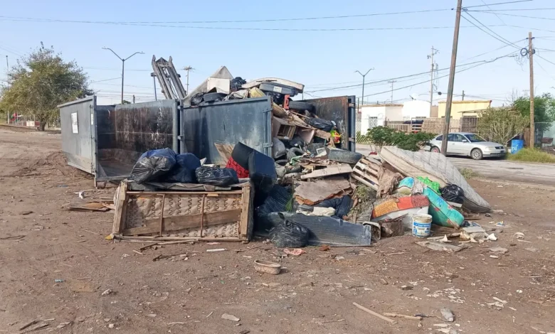 Contenedor para recolectar tiliches en Parajes de Oriente, Ciudad Juárez