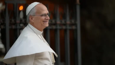 Papa León XIV durante una actividad oficial en el Vaticano
