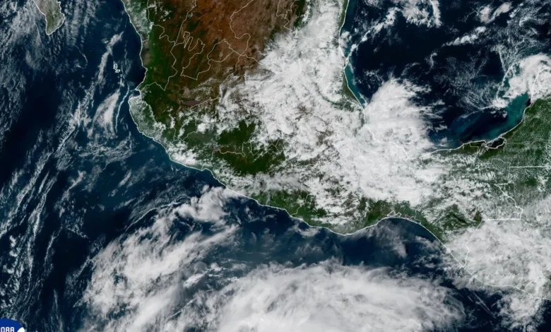 Trayectoria prevista de la tormenta tropical Vance frente a las costas mexicanas
