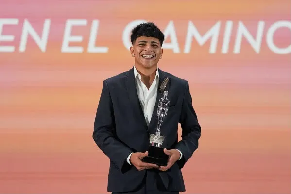 Actor juarense Víctor Prieto, ganador del Premio Ariel por En el camino