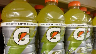 Botellas de Gatorade incluidas en el retiro por colorantes no declarados