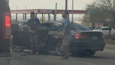 Patrulla de la Oficina del Sheriff del Condado de El Paso durante un operativo